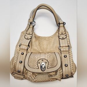 Wilsons Leather Beige Textured Shoulder Bag